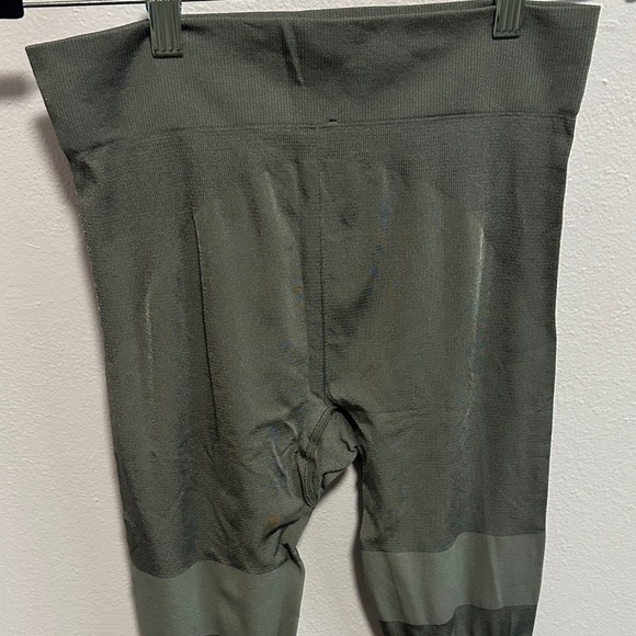 Adidas by Stella McCartney Gray Leggings - Picture 6 of 9